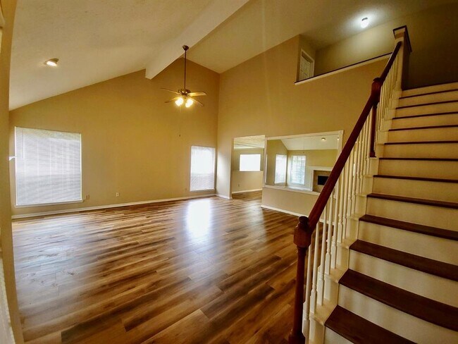 Building Photo - 3830 Beckett Ridge Dr