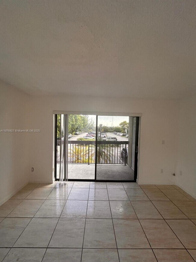 Building Photo - 425 NW 210th St