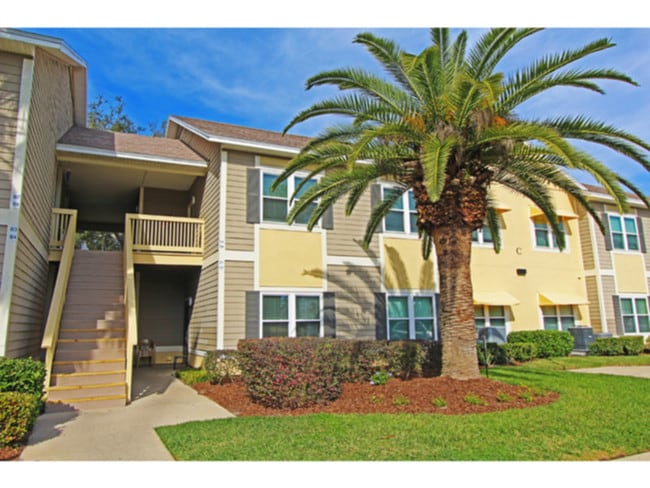 Building Photo - 1601 Nectarine St