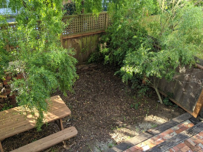 Foto del edificio - 181 Downey St