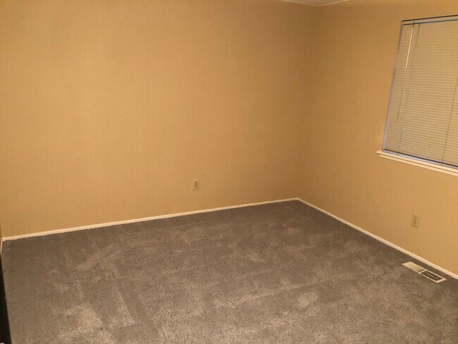 Building Photo - 4075 Ramsey Cir