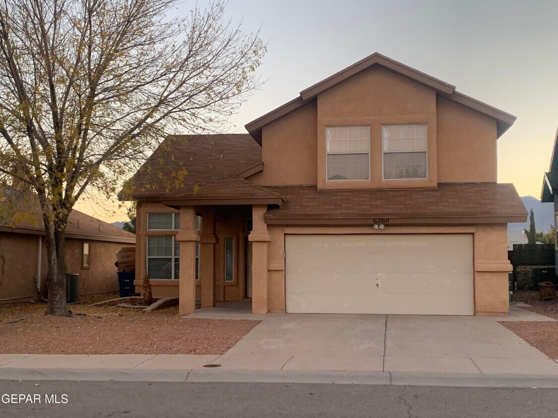 Foto principal - 6260 Jerry Turner St