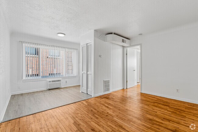 1 dormitorio, 1 baño - 550 pies cuadrados - Sala de estar - Greenfield Apartments