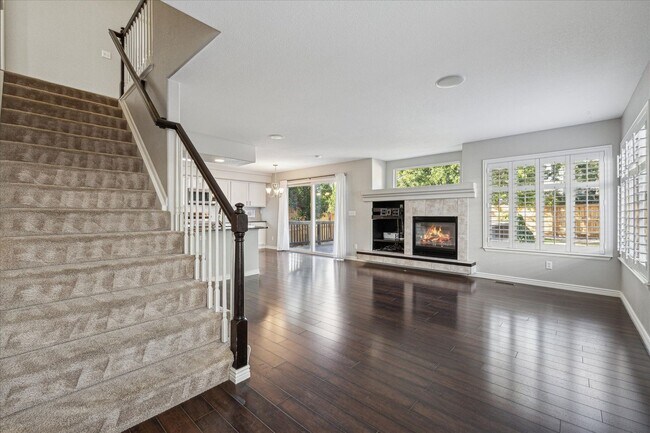 Foto del edificio - Wonderful 3 bedroom, 3.5 bath home in High...