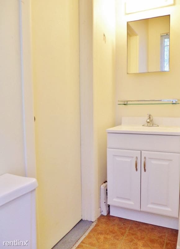 Building Photo - 2 br, 1 bath House - 409 3rd St 409 Third ...
