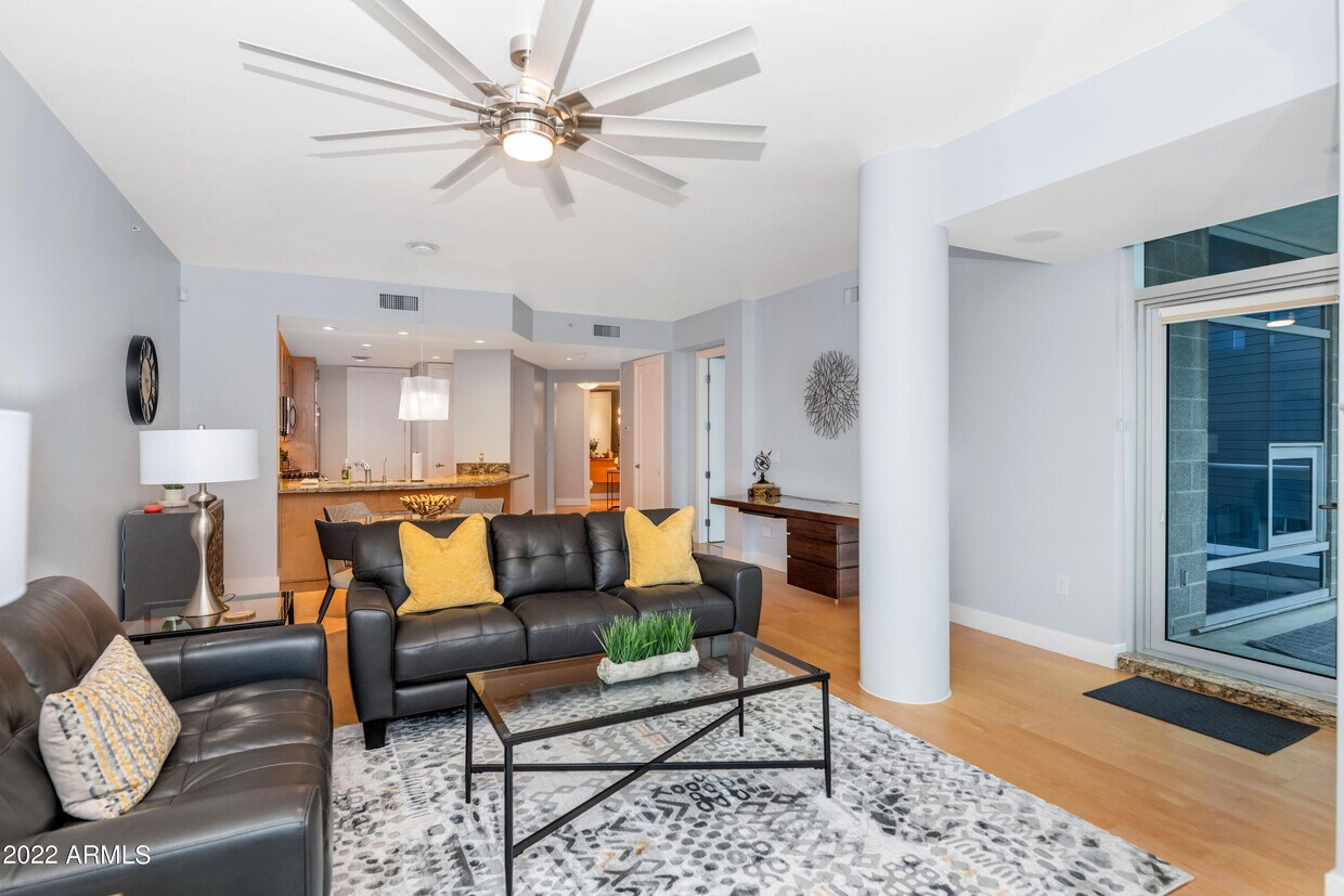 120 W Rio Salado Pkwy Unit 206