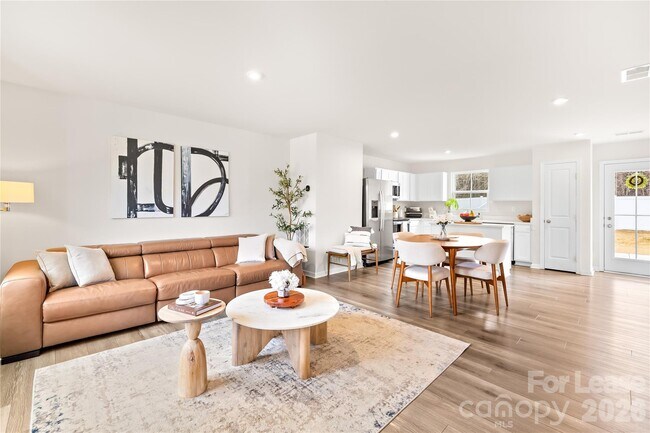 Foto del edificio - 4447 Wild Rdg Dr