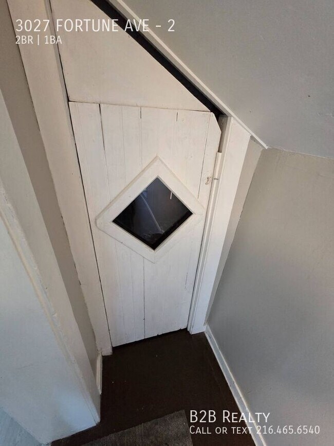 Foto del edificio - 3027 Fortune Ave