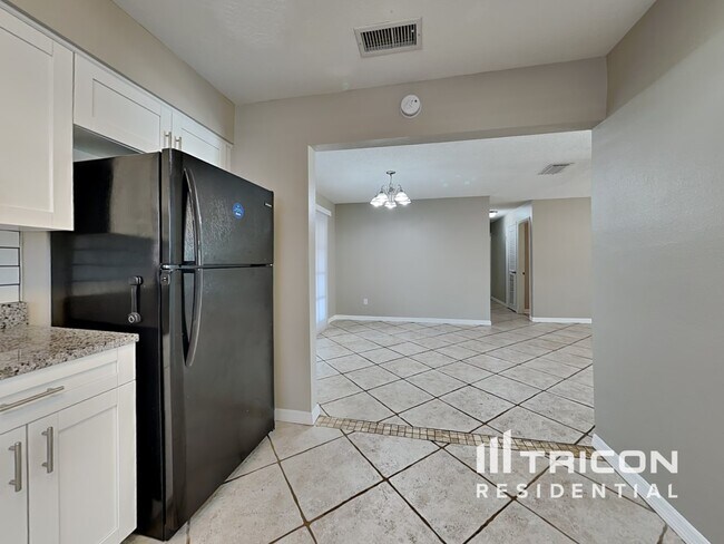 Building Photo - 109 Lentz Road Brandon FL