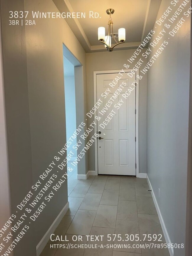 Building Photo - 3837 Wintergreen Rd