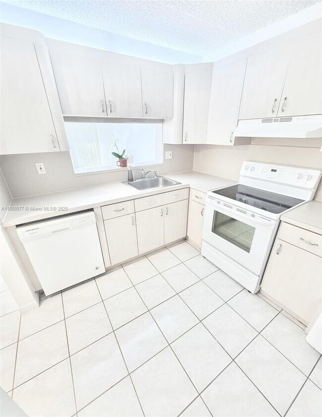 Foto del edificio - 10835 SW 112th Ave