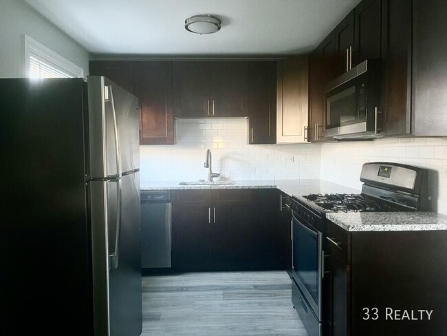 Foto del edificio - 502 Basil Rd