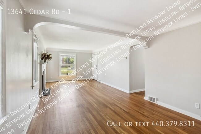 Foto del edificio - 13641 Cedar Rd