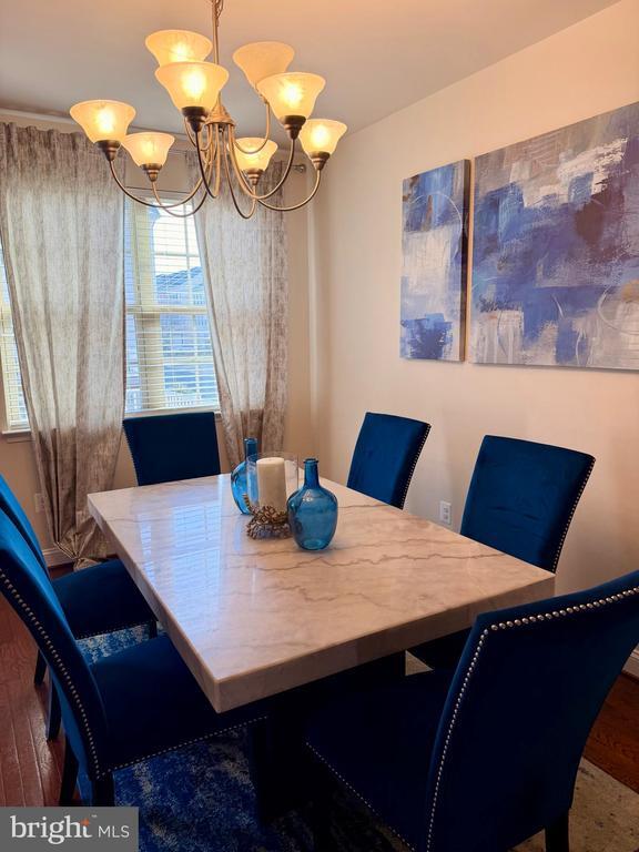 Foto del edificio - 4502 Potomac Highlands Cir