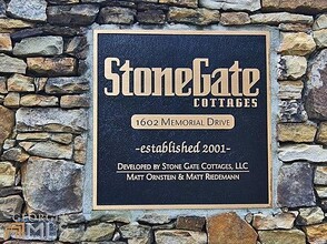 Building Photo - 1503 Stone Gate Ln SE
