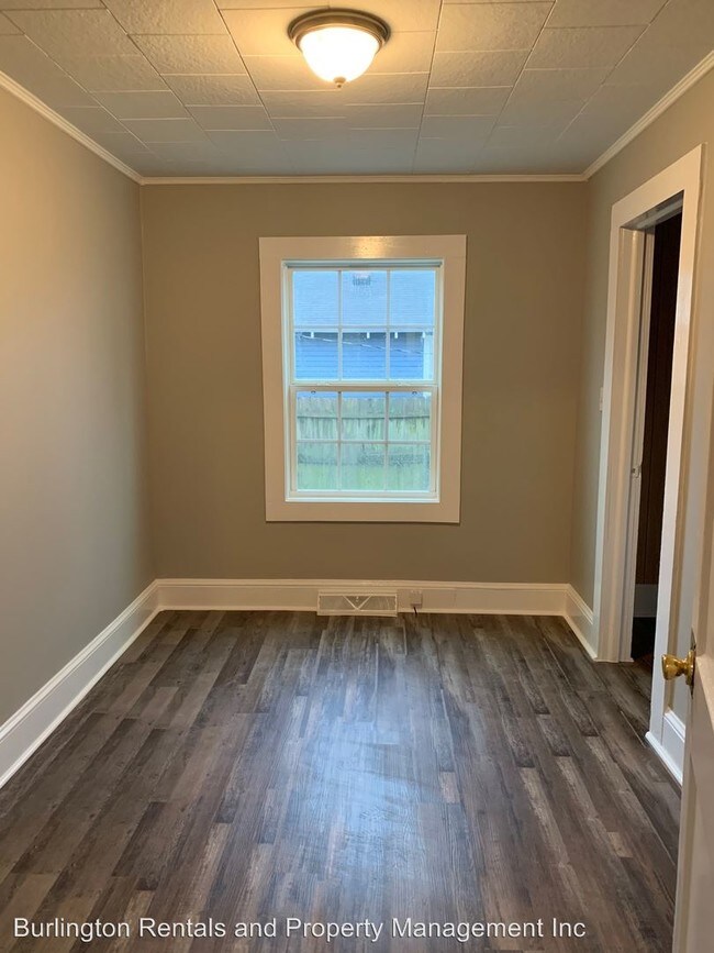Foto del edificio - 3 br, 1 bath House - 827 N. Anthony Street