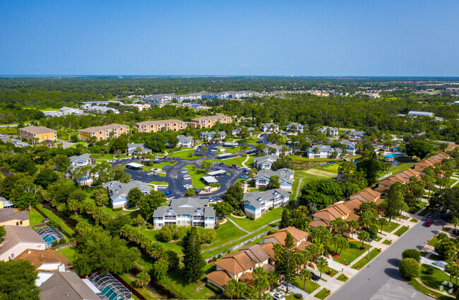 Foto aérea - Park Village Apartments