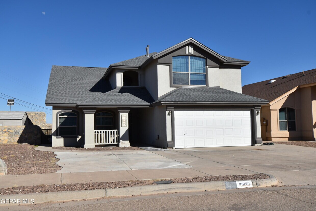 Foto principal - 10830 Elise St