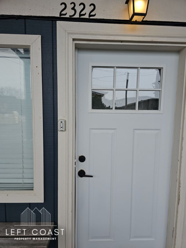 Foto del edificio - 2322 NW Inlet Ave