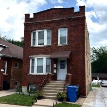 Building Photo - 4711 N Kenton Ave