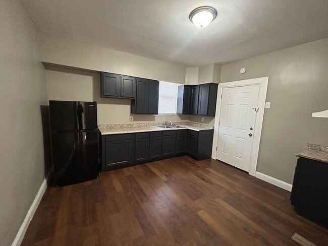 Foto del edificio - 1324 Beech Ave