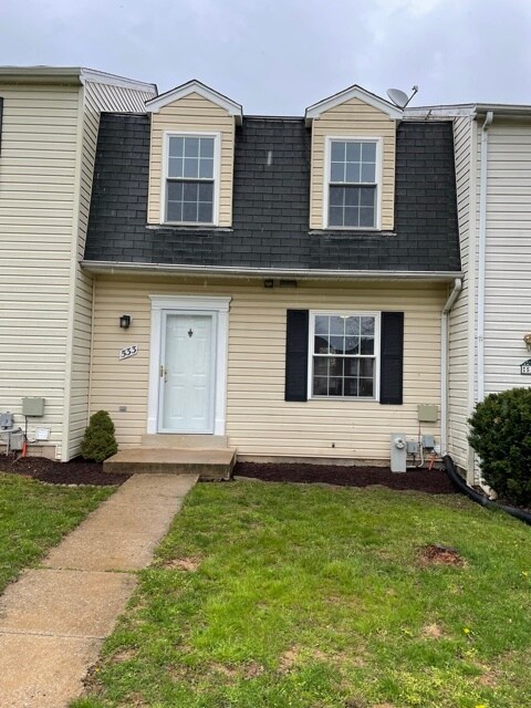 Building Photo - 533 Congressional Dr