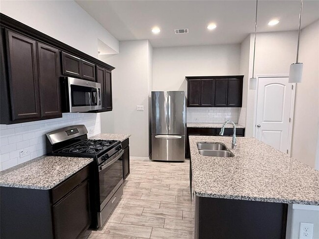 Foto del edificio - 120 Trailside Ln