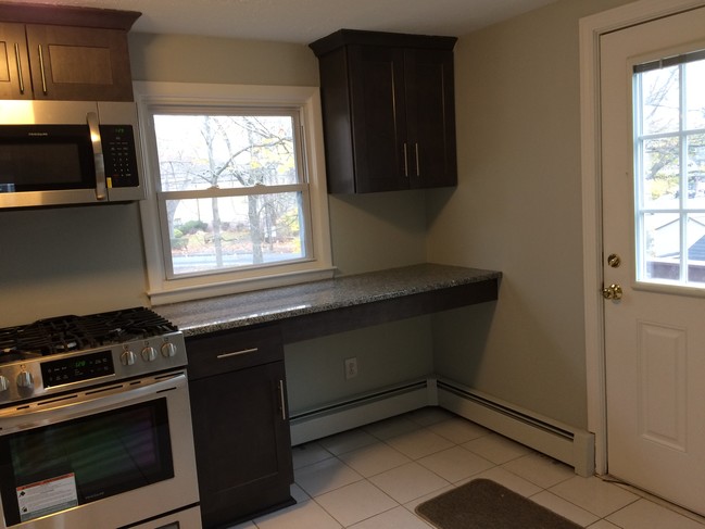 New Kitchen Breakfast Bar - 190 Main St