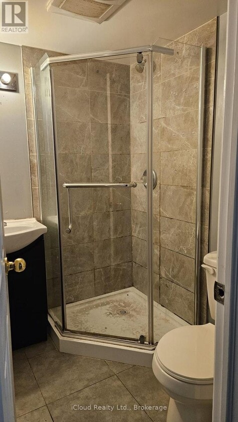 Building Photo - 113 Pitfield Rd