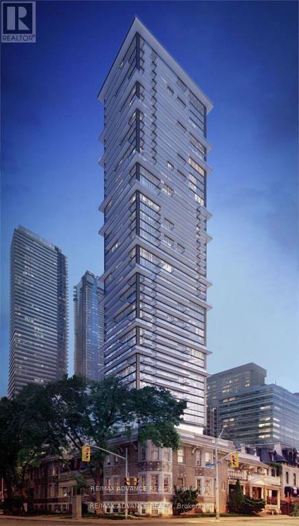 Building Photo - 42 Charles St E