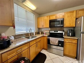 Building Photo - 95-749-749 Hokuwelowelo Pl