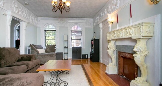 Building Photo - 15 Bellvista Rd