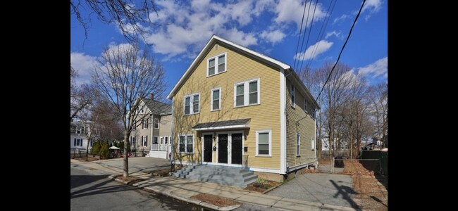 Building Photo - 22 Emerson St