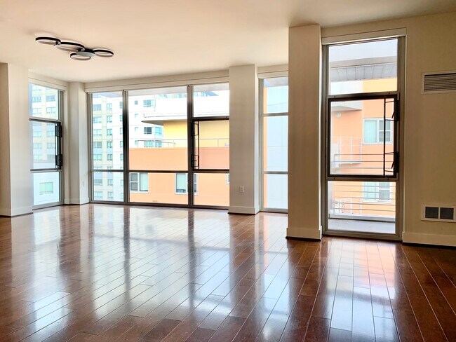 Foto del edificio - 235 Berry St