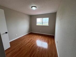 Building Photo - 10719 Bellfair Dr