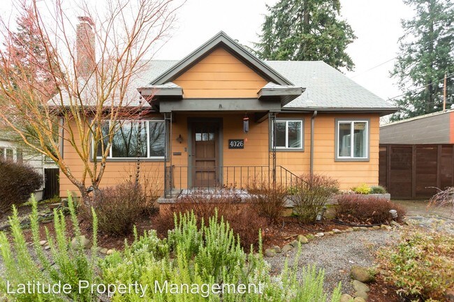 Building Photo - 3 br, 1 bath House - 4026 NE 73rd Avenue
