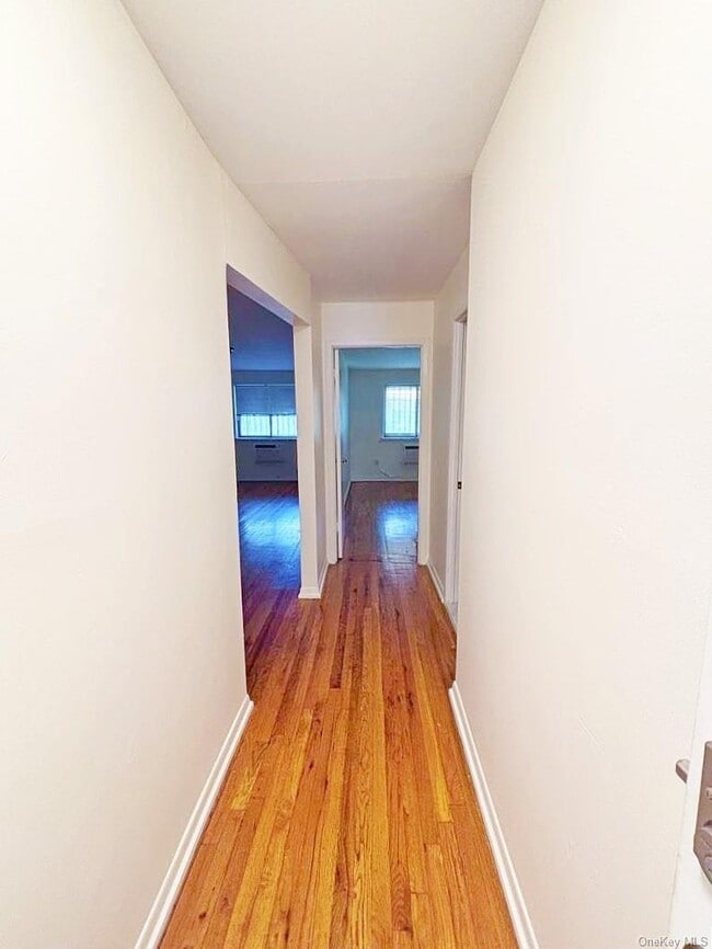 Foto del edificio - 41-24 40th St