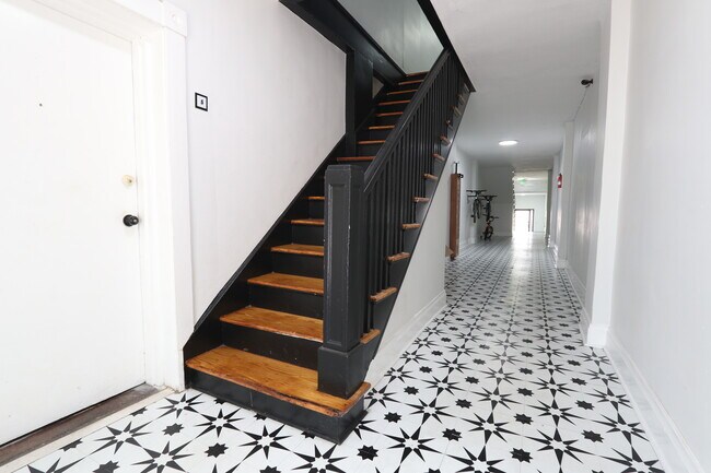 Foto del edificio - The Bank Flats Apartments