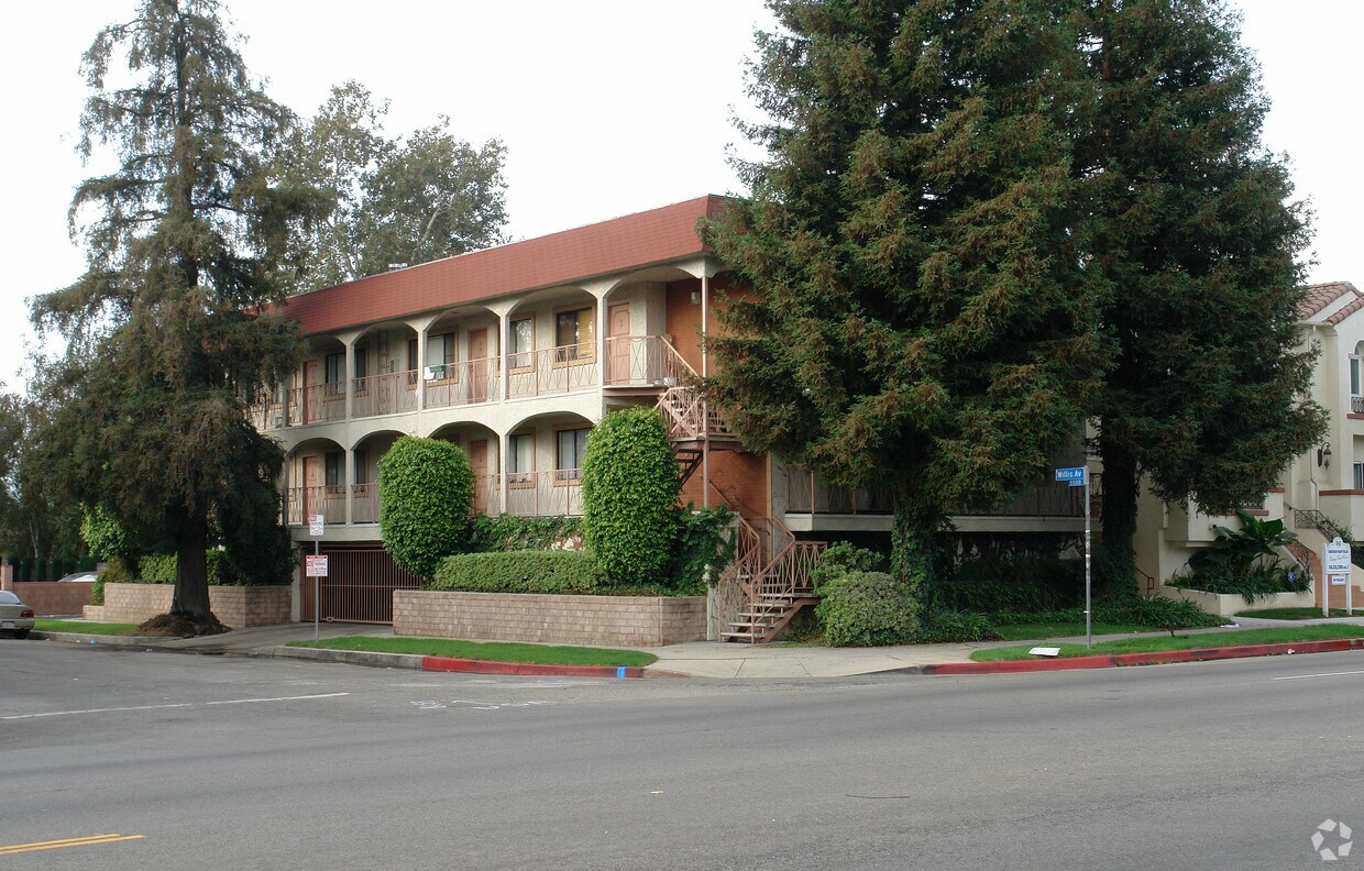 14802 Burbank Blvd, Sherman Oaks, CA 91411 Apartments in Sherman Oaks