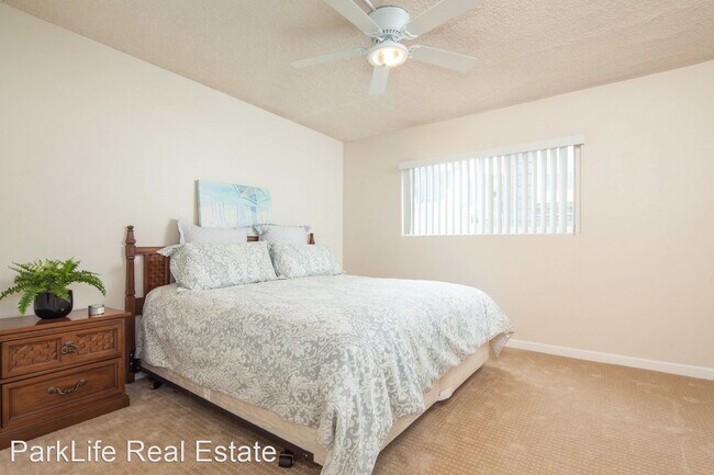 Building Photo - 2 br, 1.5 bath House - 801 C Ave #26