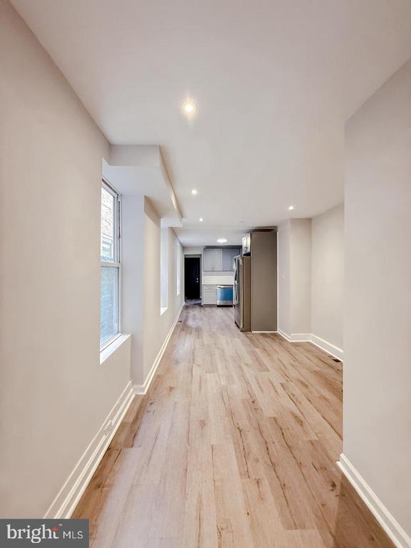 Foto del edificio - 738 N 38th St