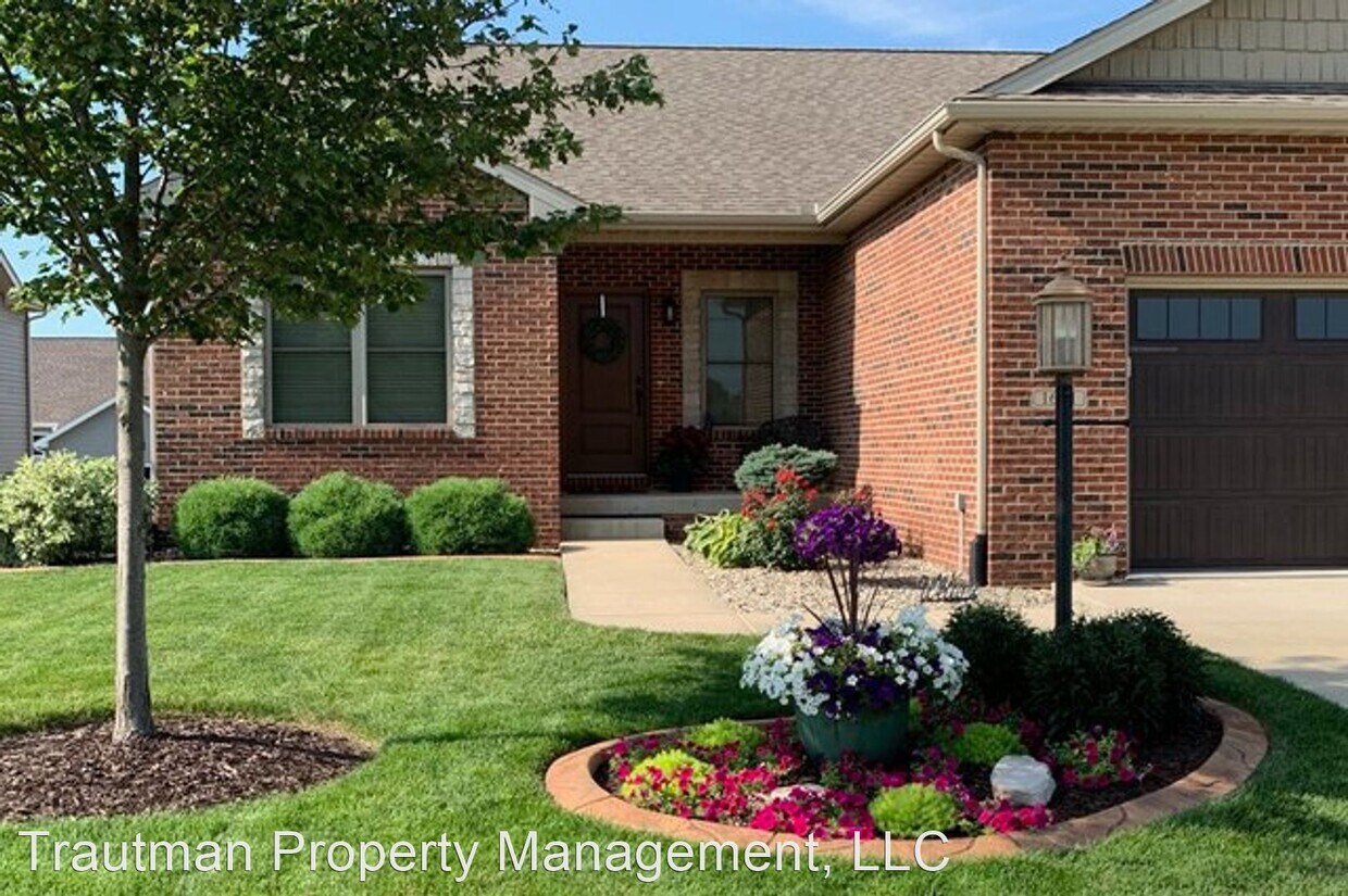 1621 Delane Dr, Mahomet, IL 61853 House Rental in Mahomet, IL