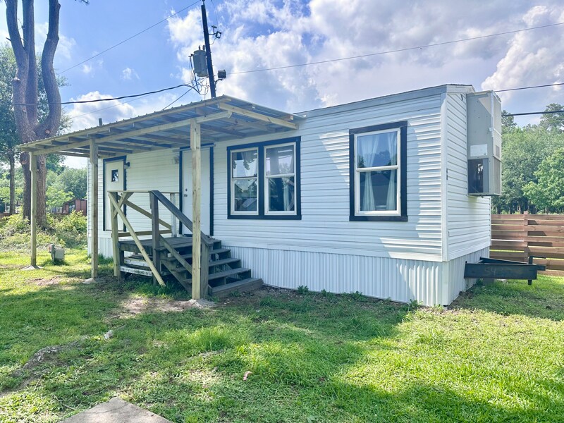 Foto principal - 3801 Pheasant St