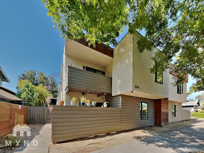 Building Photo - 2524 T St