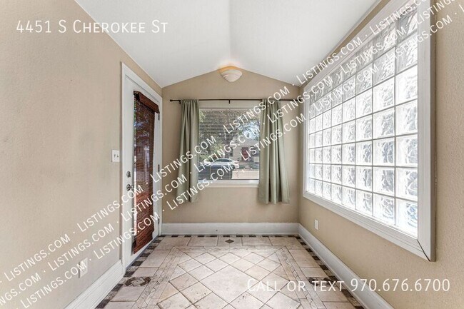 Building Photo - 4451 S Cherokee St