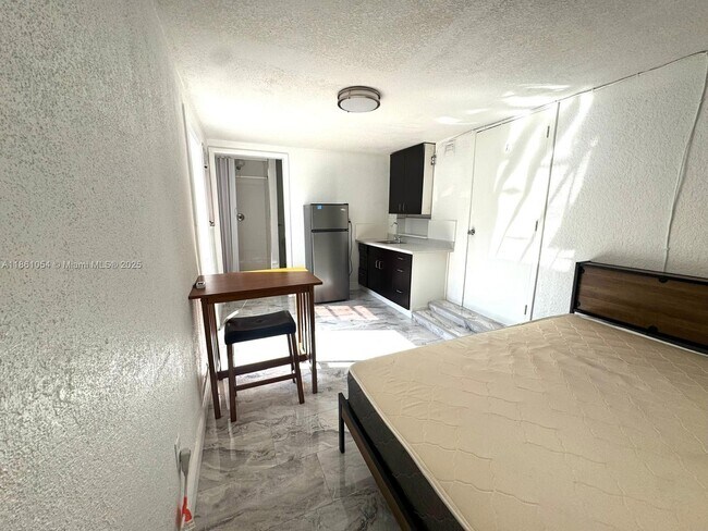 Foto del edificio - 4119 SW 49th St