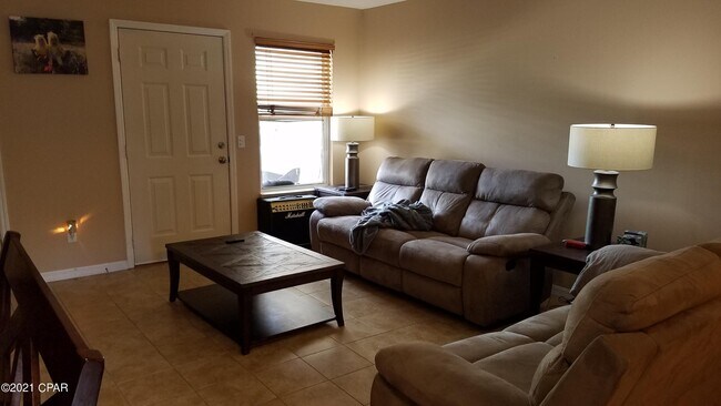 Foto del edificio - 6588 Harbour Blvd