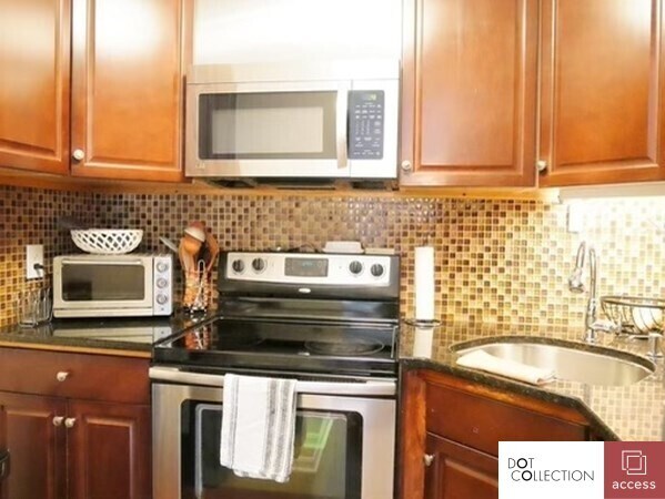 Foto del edificio - 230 Willard St