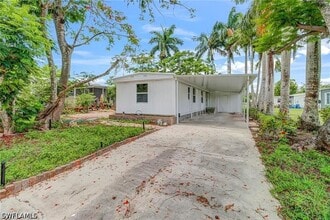 Building Photo - 120 Grassy Key Ln