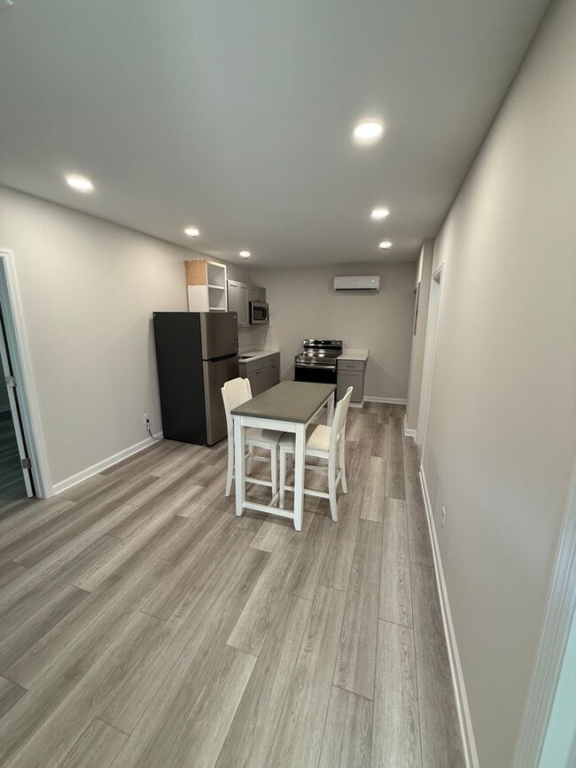 Ground floor aparment in Chapel Hill - Ground floor aparment in Chapel Hill House